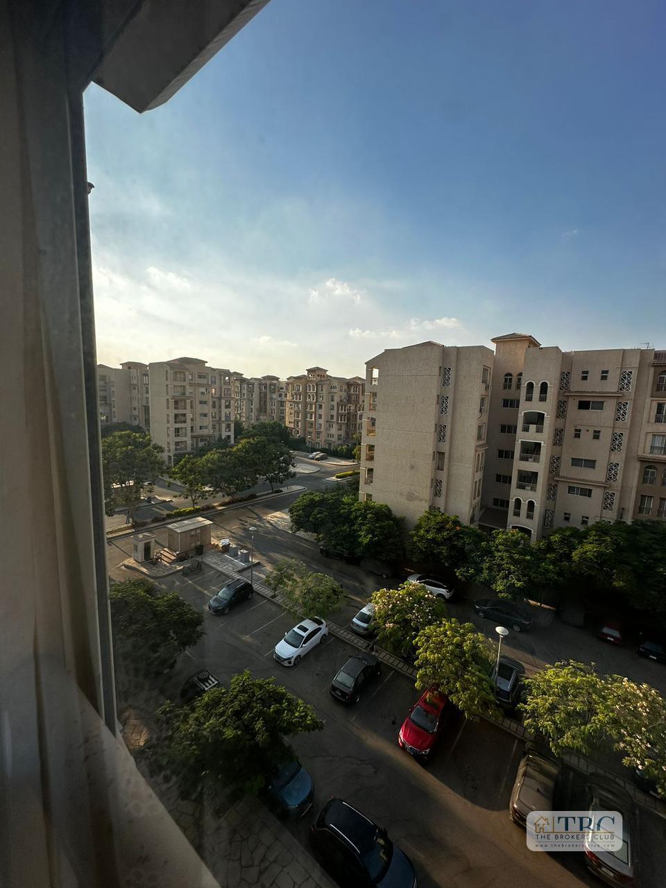 Apartment 107 meters for sale in B3 at a good price in cash